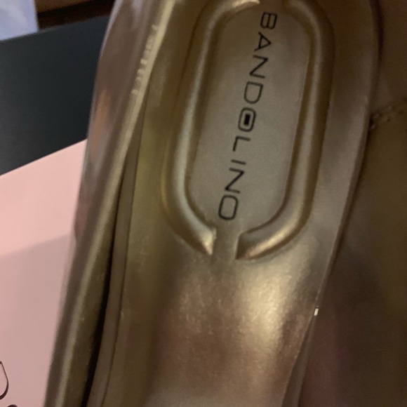 Bandolino Women’s heels - Picture 5 of 6